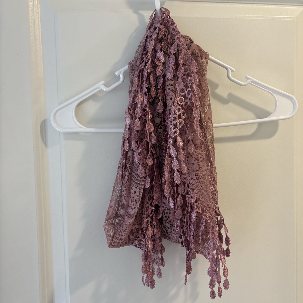 Western Fringe Scarf in Mauve